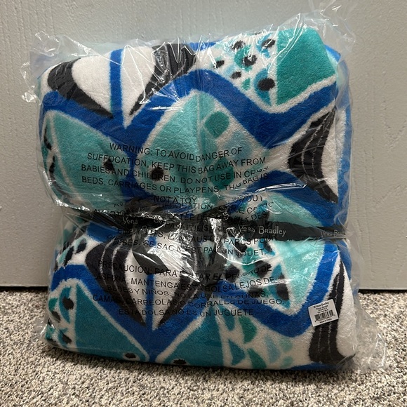 Vera Bradley Throw Blanket in Go Fish Blue - Picture 3 of 5